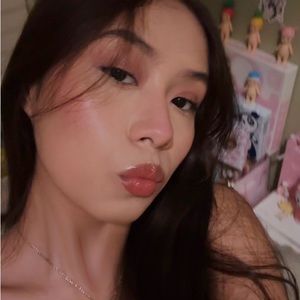 Meet your Posher, Danna